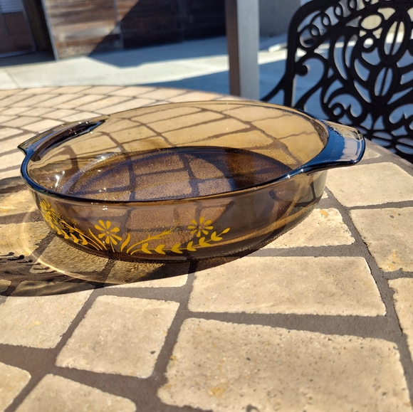 Vintage Glasbake Yellow Daisy Glass Smoked Amber Jeanette Cake / Casserole Dish - Picture 7 of 7